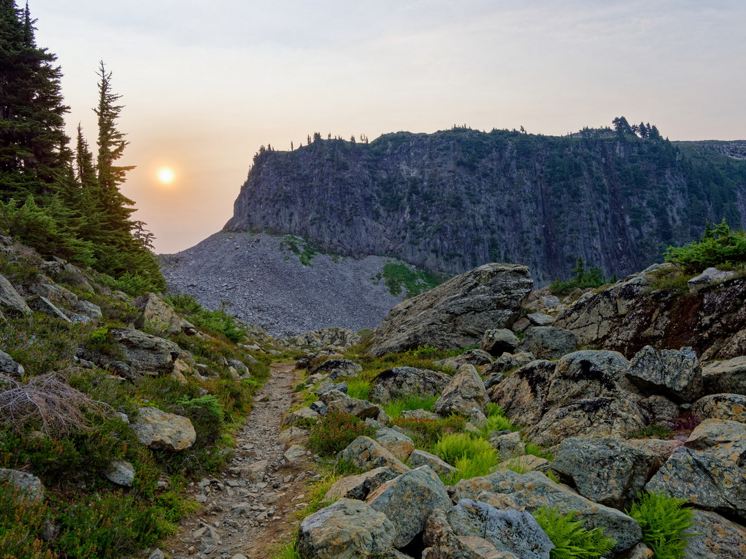 Above: Approaching the Saddle